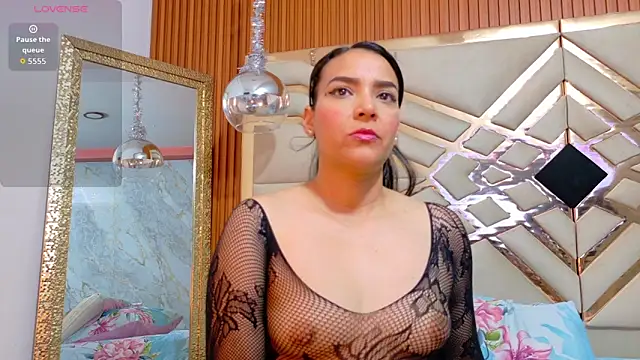 Sluttyandmature online show from February 21, 1:01 pm