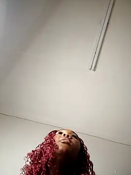 Shria107 online show from September 30, 5:51 pm