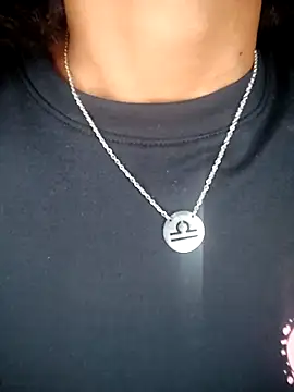 Shria107 online show from December 4, 10:40 pm