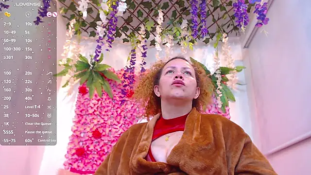 BLONDE SEXYHOT online show from January 14, 10:21 am