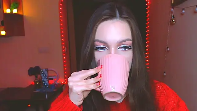 Snapshot of miss_merciless_ chatting on December 14, 5:03 pm miss merciless online show from December 14, 5:03 pm