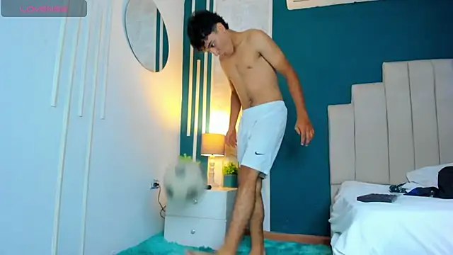 Austin Cardieff online show from January 8, 10:27 pm