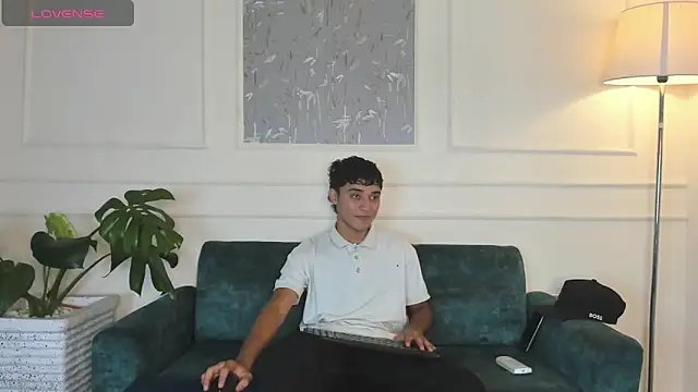 Austin Cardieff online show from March 3, 3:19 am