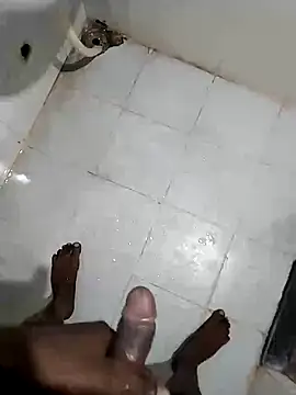 Snapshot of Mrveda66 chatting on December 22, 9:01 pm Mrveda66 online show from December 22, 9:01 pm