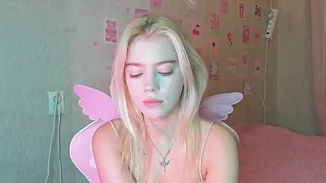 Shawty Blonde online show from September 11, 5:24 pm