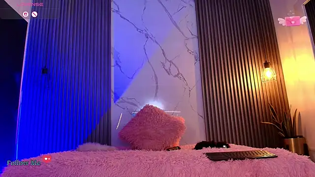 Snapshot of Iamvictoria06 chatting on October 18, 8:20 pm Iamvictoria06 online show from October 18, 8:20 pm