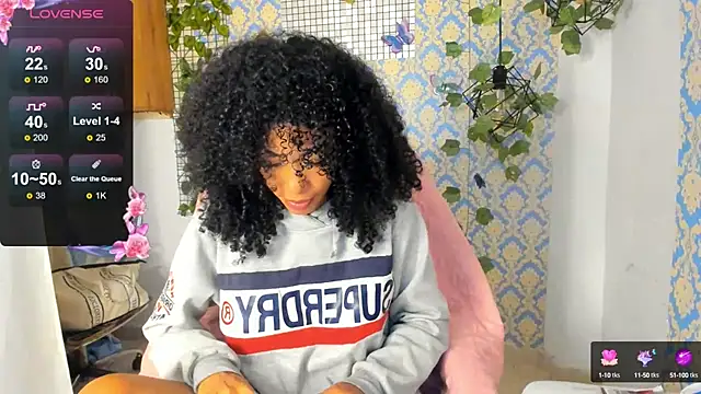 Snapshot of sasha_fox00 chatting on December 29, 8:15 pm sasha fox00 online show from December 29, 8:15 pm