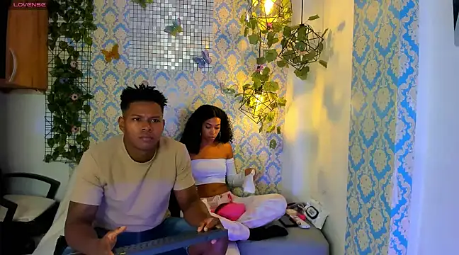 Snapshot of sasha_fox00 chatting on January 30, 11:24 pm sasha fox00 online show from January 30, 11:24 pm