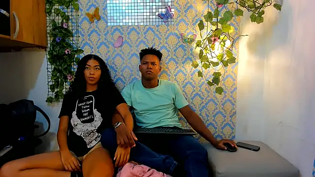 Snapshot of sasha_fox00 chatting on March 13, 6:16 am sasha fox00 online show from March 13, 6:16 am