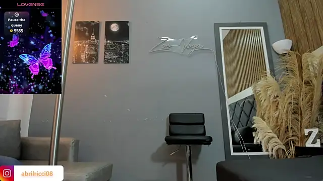 abril ricci online show from January 19, 3:29 am