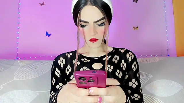 TatiGil online show from May 15, 4:36 pm