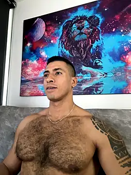 Snapshot of aaroncolombia chatting on October 1, 9:43 pm aaroncolombia online show from October 1, 9:43 pm