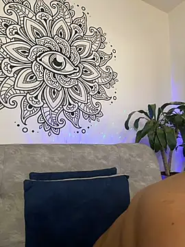 Snapshot of aaroncolombia chatting on October 29, 10:06 am aaroncolombia online show from October 29, 10:06 am