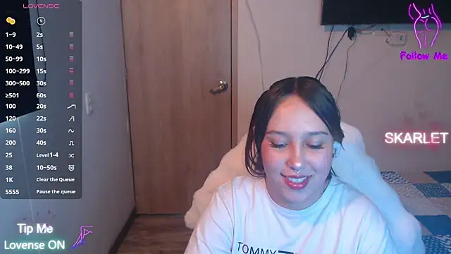 Skarlet Adams28 online show from October 23, 8:40 pm