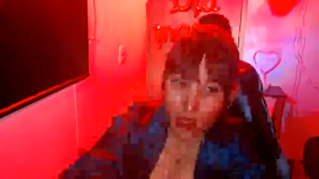 Skarlet Adams28 online show from May 8, 9:53 pm