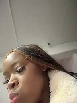 Thyana LS online show from February 2, 1:19 pm