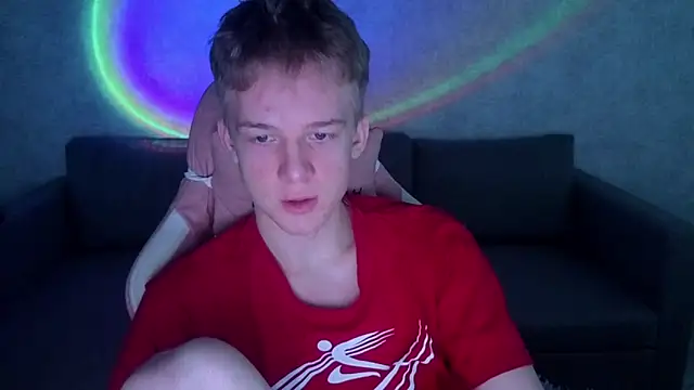 Snapshot of sweetserenity5 chatting on December 15, 7:23 am sweetserenity5 online show from December 15, 7:23 am