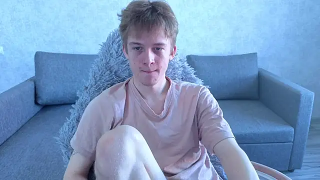 Snapshot of sweetserenity5 chatting on February 13, 6:53 am sweetserenity5 online show from February 13, 6:53 am