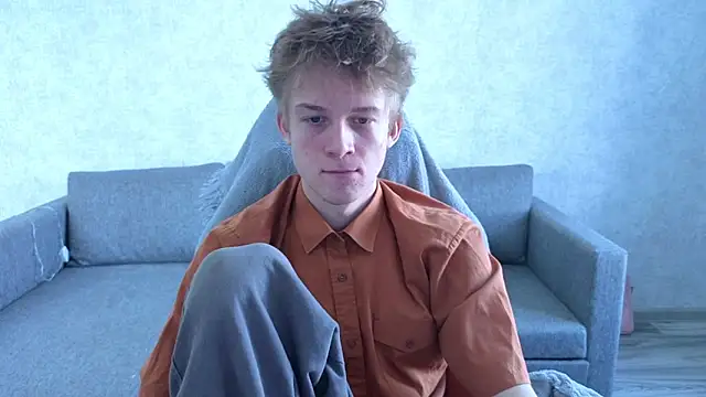 Snapshot of sweetserenity5 chatting on February 28, 6:36 am sweetserenity5 online show from February 28, 6:36 am