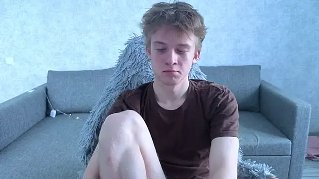 Snapshot of sweetserenity5 chatting on March 12, 6:08 am sweetserenity5 online show from March 12, 6:08 am