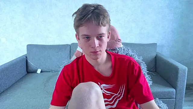 Snapshot of sweetserenity5 chatting on March 22, 8:40 am sweetserenity5 online show from March 22, 8:40 am