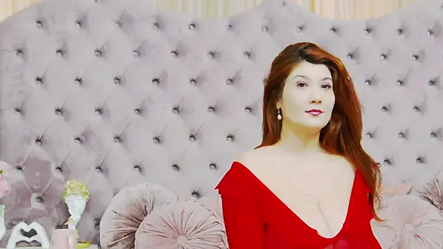 PenelopeLynnx online show from October 16, 6:25 am