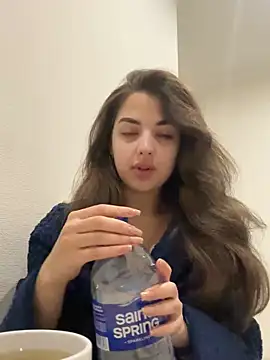 CharleneWoods online show from January 10, 4:54 am