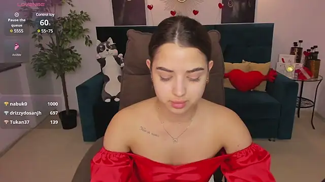 CharleneWoods online show from February 1, 11:21 am