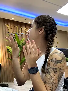 Snapshot of CharleneWoods chatting on October 10, 4:55 am CharleneWoods online show from October 10, 4:55 am