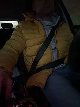 Snapshot of w12er chatting on March 13, 5:19 pm w12er online show from March 13, 5:19 pm