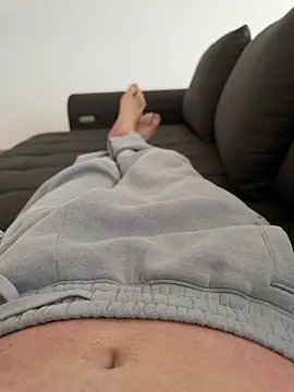 Snapshot of w12er chatting on March 29, 6:57 am w12er online show from March 29, 6:57 am