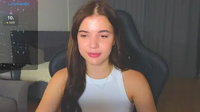 Snapshot of adrianawow1 chatting on September 21, 11:06 pm adrianawow1 online show from September 21, 11:06 pm