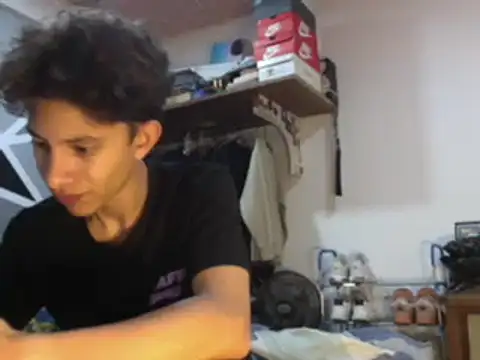 Snapshot of ferchitibellako chatting on December 14, 3:18 am ferchitibellako online show from December 14, 3:18 am