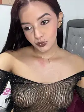 Melanyprada online show from May 13, 5:05 am