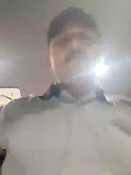 Snapshot of Akhil3290 chatting on January 9, 3:44 pm Akhil3290 online show from January 9, 3:44 pm