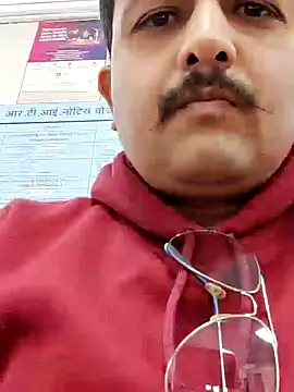 Snapshot of Akhil3290 chatting on January 13, 9:52 am Akhil3290 online show from January 13, 9:52 am