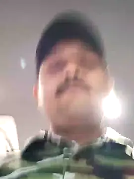 Snapshot of Akhil3290 chatting on January 18, 3:49 pm Akhil3290 online show from January 18, 3:49 pm