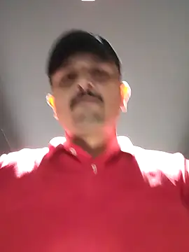 Snapshot of Akhil3290 chatting on March 13, 3:28 pm Akhil3290 online show from March 13, 3:28 pm