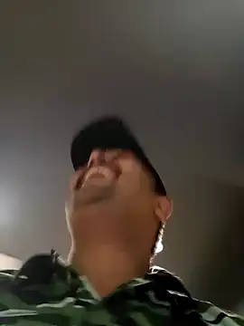 Snapshot of Akhil3290 chatting on March 19, 4:13 pm Akhil3290 online show from March 19, 4:13 pm