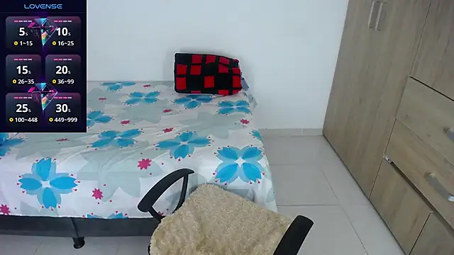 Snapshot of miajoseph_ chatting on September 28, 4:29 am miajoseph online show from September 28, 4:29 am