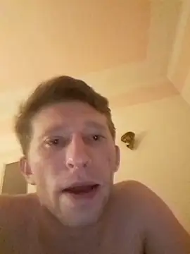 Snapshot of Maeostro07 chatting on February 12, 5:47 am Maeostro07 online show from February 12, 5:47 am