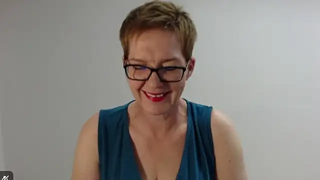 Snapshot of Sofie69Velvet chatting on April 28, 2:11 pm Sofie69Velvet online show from April 28, 2:11 pm