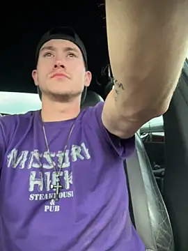 Snapshot of bigdckstud chatting on March 10, 10:26 pm bigdckstud online show from March 10, 10:26 pm