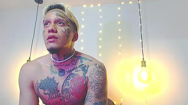 Snapshot of daimond_hope666 chatting on January 24, 6:24 am daimond hope666 online show from January 24, 6:24 am