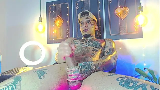 Snapshot of daimond_hope666 chatting on February 24, 5:54 am daimond hope666 online show from February 24, 5:54 am