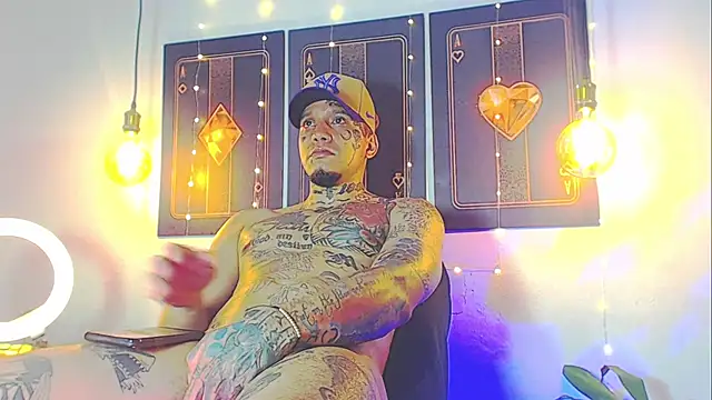 Snapshot of daimond_hope666 chatting on February 25, 2:47 am daimond hope666 online show from February 25, 2:47 am