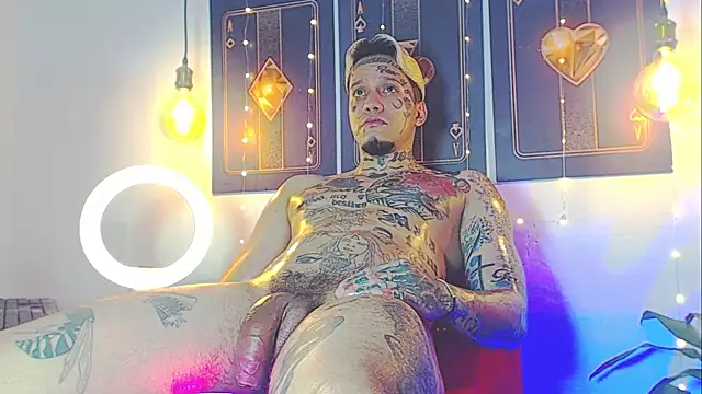 Snapshot of daimond_hope666 chatting on February 26, 9:16 pm daimond hope666 online show from February 26, 9:16 pm