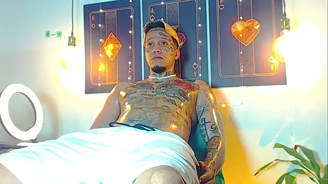 Snapshot of daimond_hope666 chatting on March 4, 3:22 am daimond hope666 online show from March 4, 3:22 am