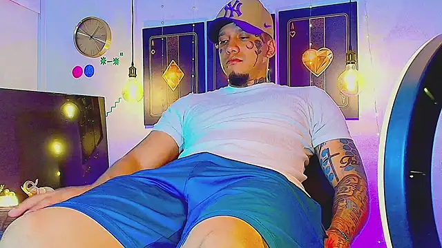 Snapshot of daimond_hope666 chatting on September 10, 8:09 pm daimond hope666 online show from September 10, 8:09 pm