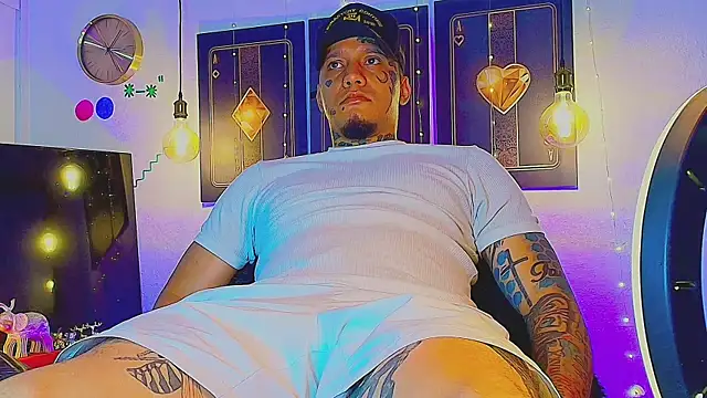 Snapshot of daimond_hope666 chatting on September 13, 8:08 pm daimond hope666 online show from September 13, 8:08 pm